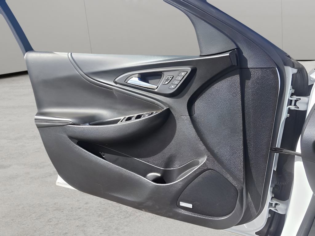 Used 2024 Chevrolet Malibu LT image 16