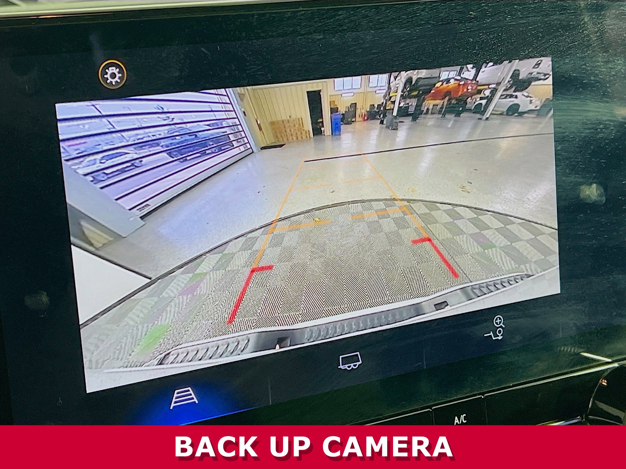 Certified 2024 Chevrolet Colorado LT image 9