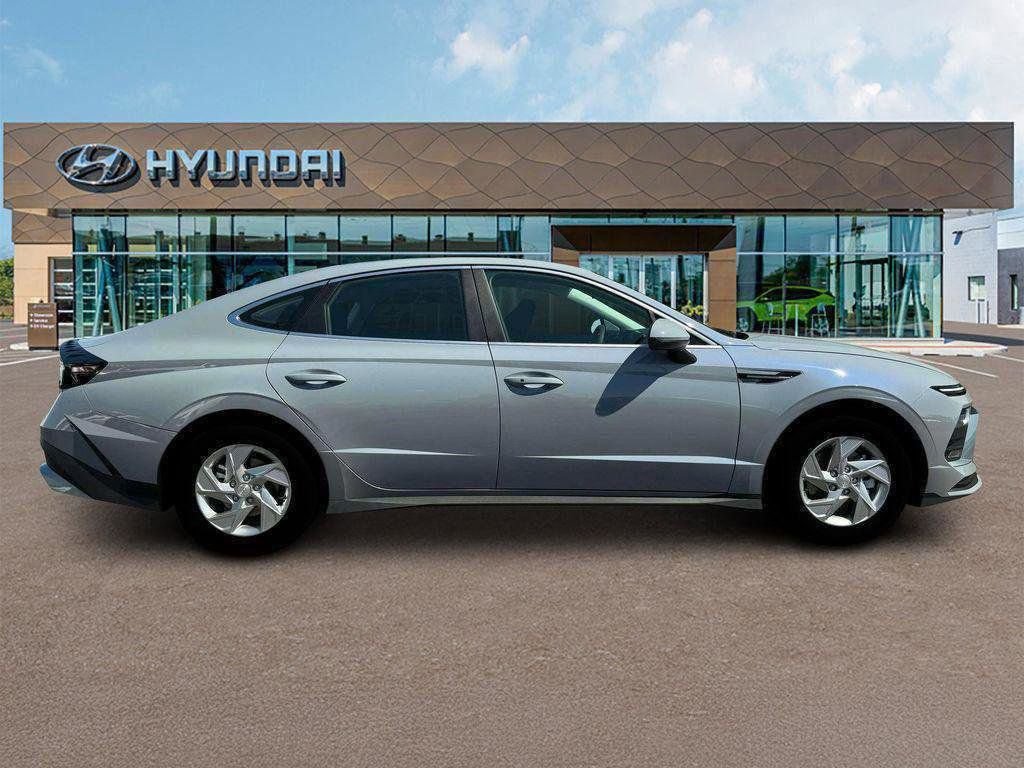 New 2026 Hyundai Sonata SE image 9