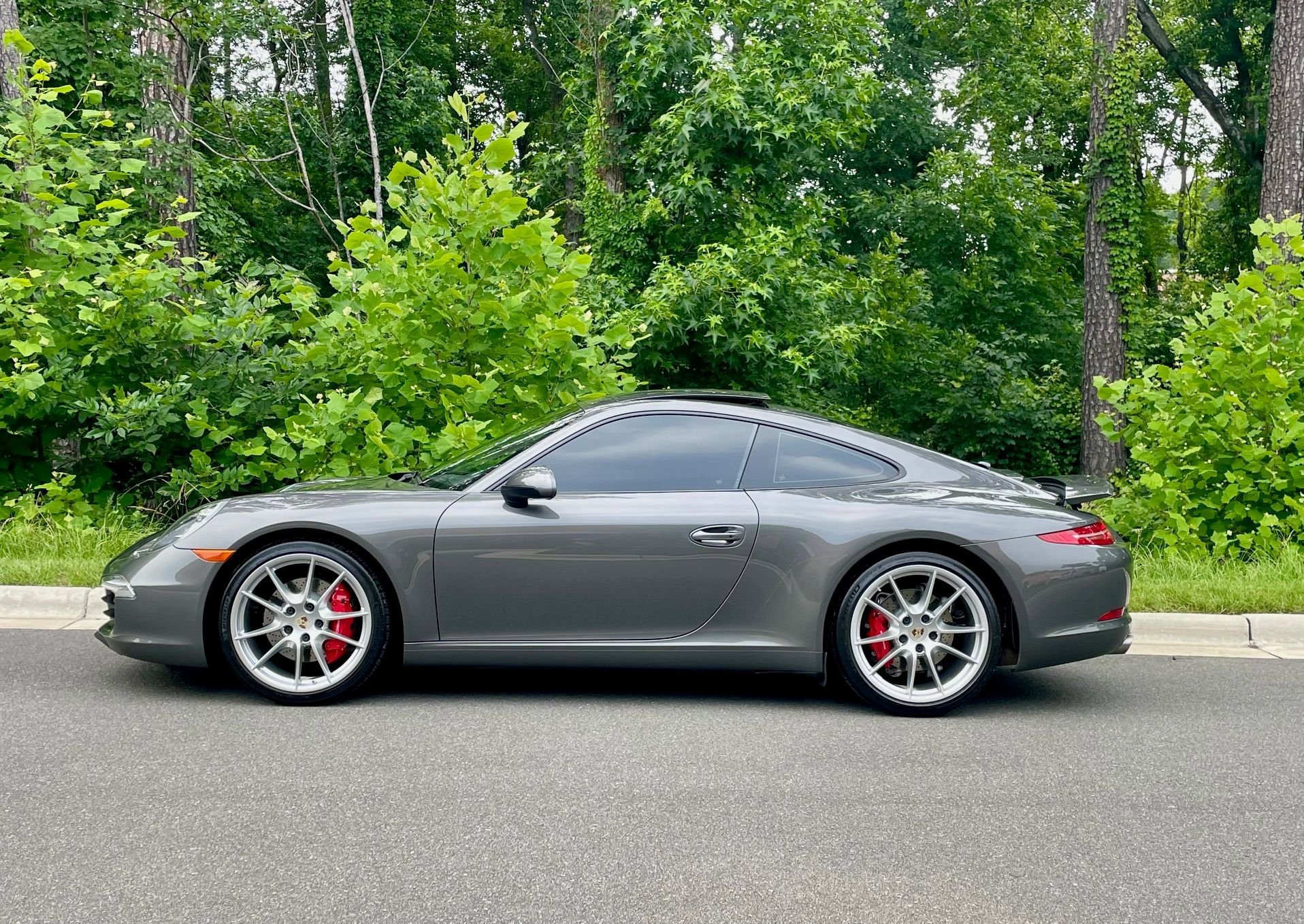 Used 2012 Porsche 911 Carrera S image 8