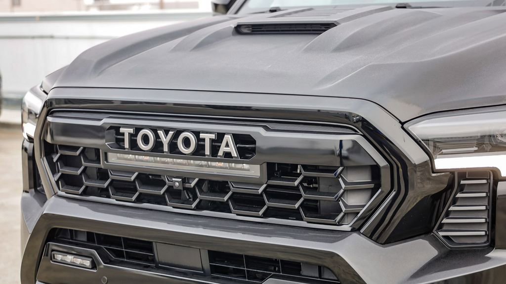 Used 2025 Toyota Tacoma TRD Pro image 6