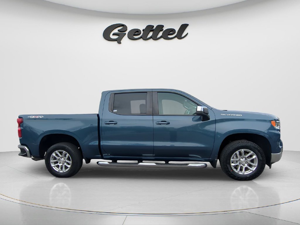 Used 2024 Chevrolet Silverado 1500 LT AWD/4WD image 4
