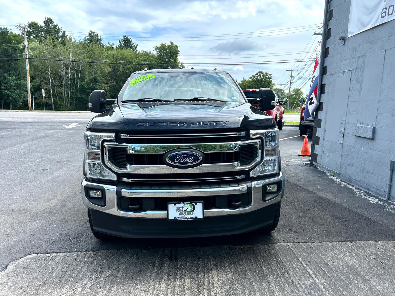 Used 2021 Ford F250 XLT w/ XLT Value Package image 3