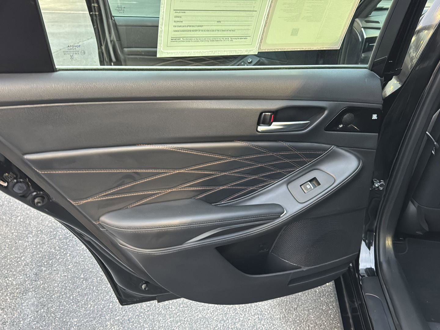 Certified 2022 Toyota Avalon Limited w/ Advanced Safety Package image 15