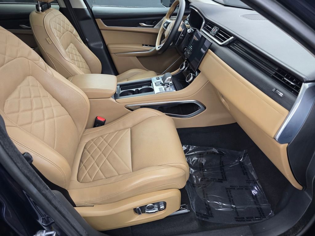 Used 2021 Jaguar F-PACE S AWD/4WD image 24