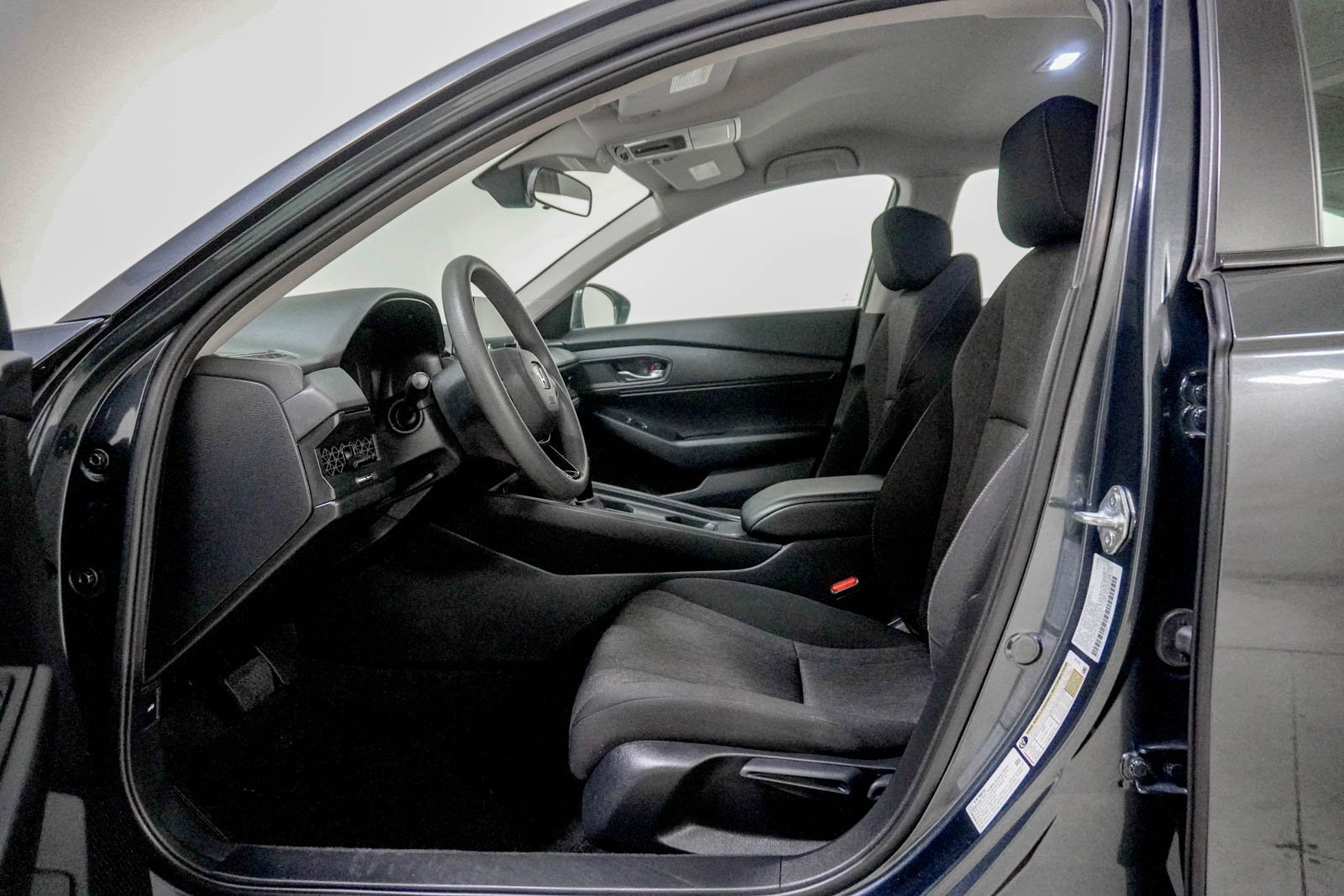 Used 2023 Honda Accord LX image 19