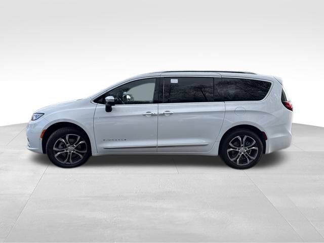 New 2026 Chrysler Pacifica Pinnacle AWD/4WD image 4