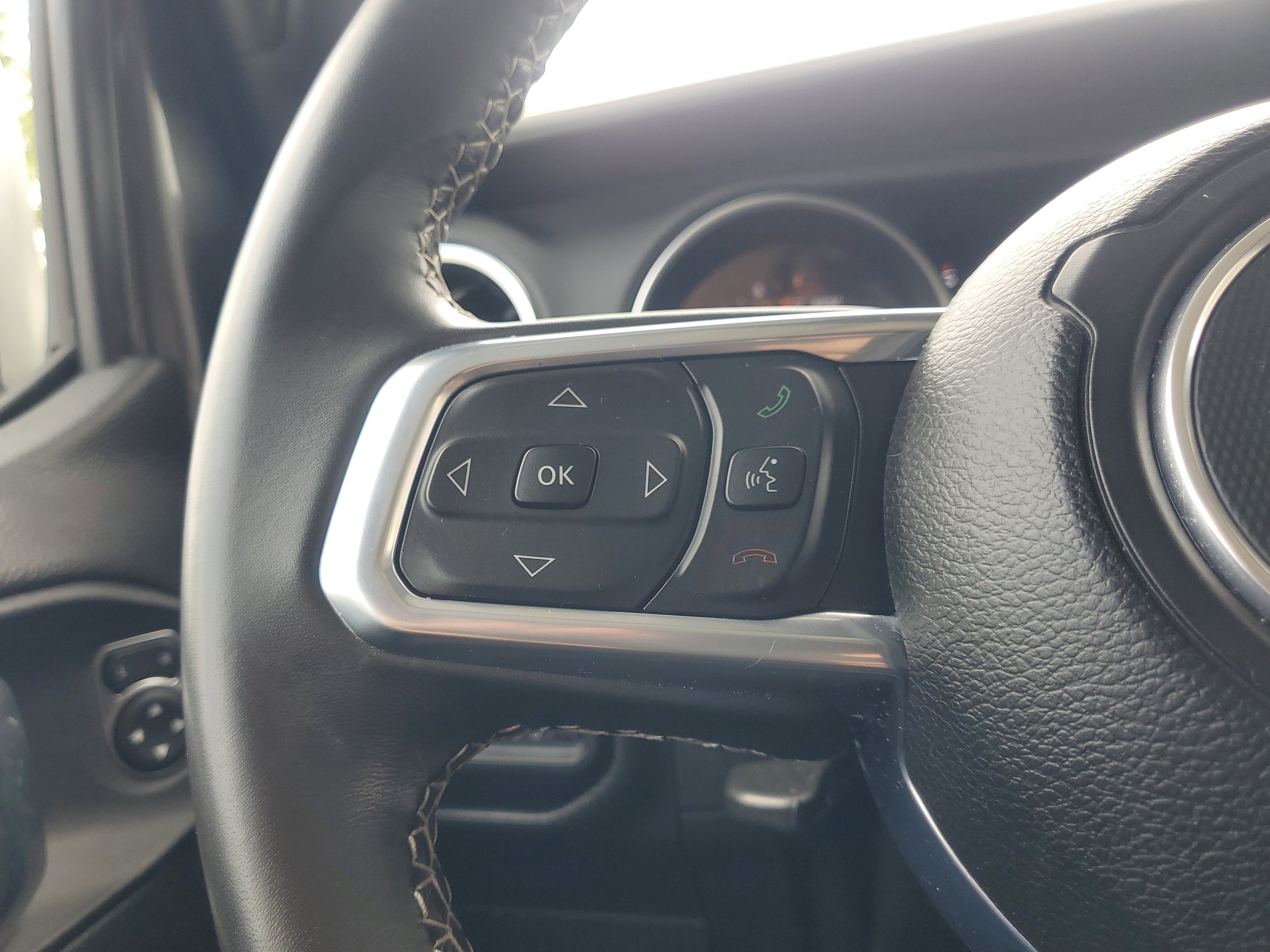 Used 2022 Jeep Gladiator Overland w/ Popular Equipment Package image 19