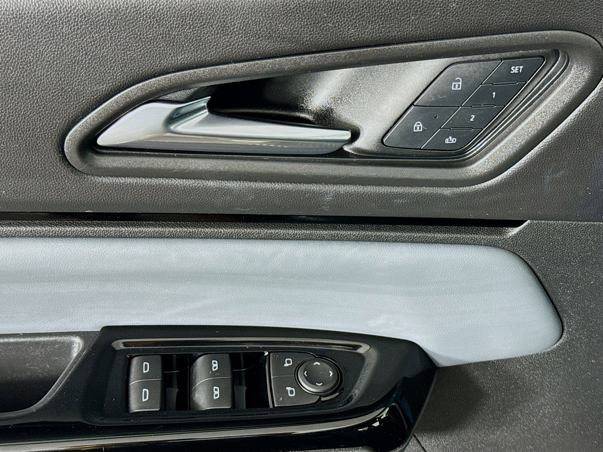 Used 2024 Honda Prologue Touring image 22