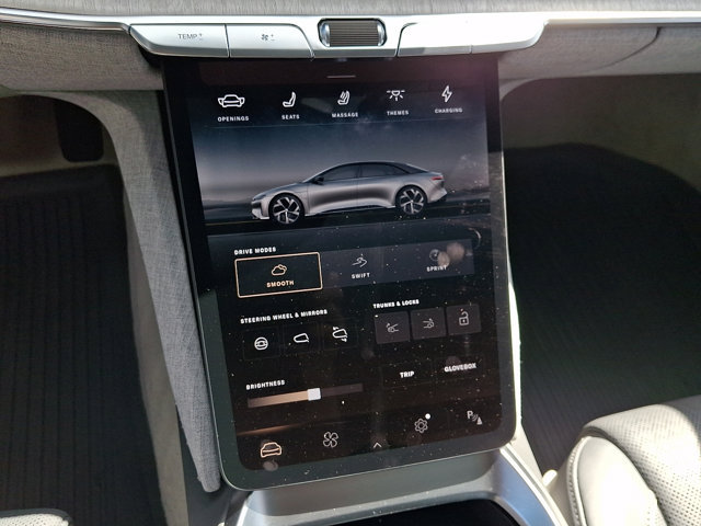 Used 2022 Lucid Air Dream Edition AWD/4WD image 17