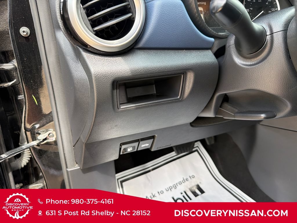 Certified 2025 Nissan Versa SV FWD image 14
