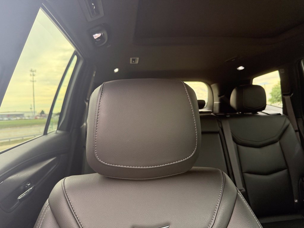 Certified 2024 Cadillac XT6 Luxury w/ LPO, Floor Liner Package AWD/4WD image 32