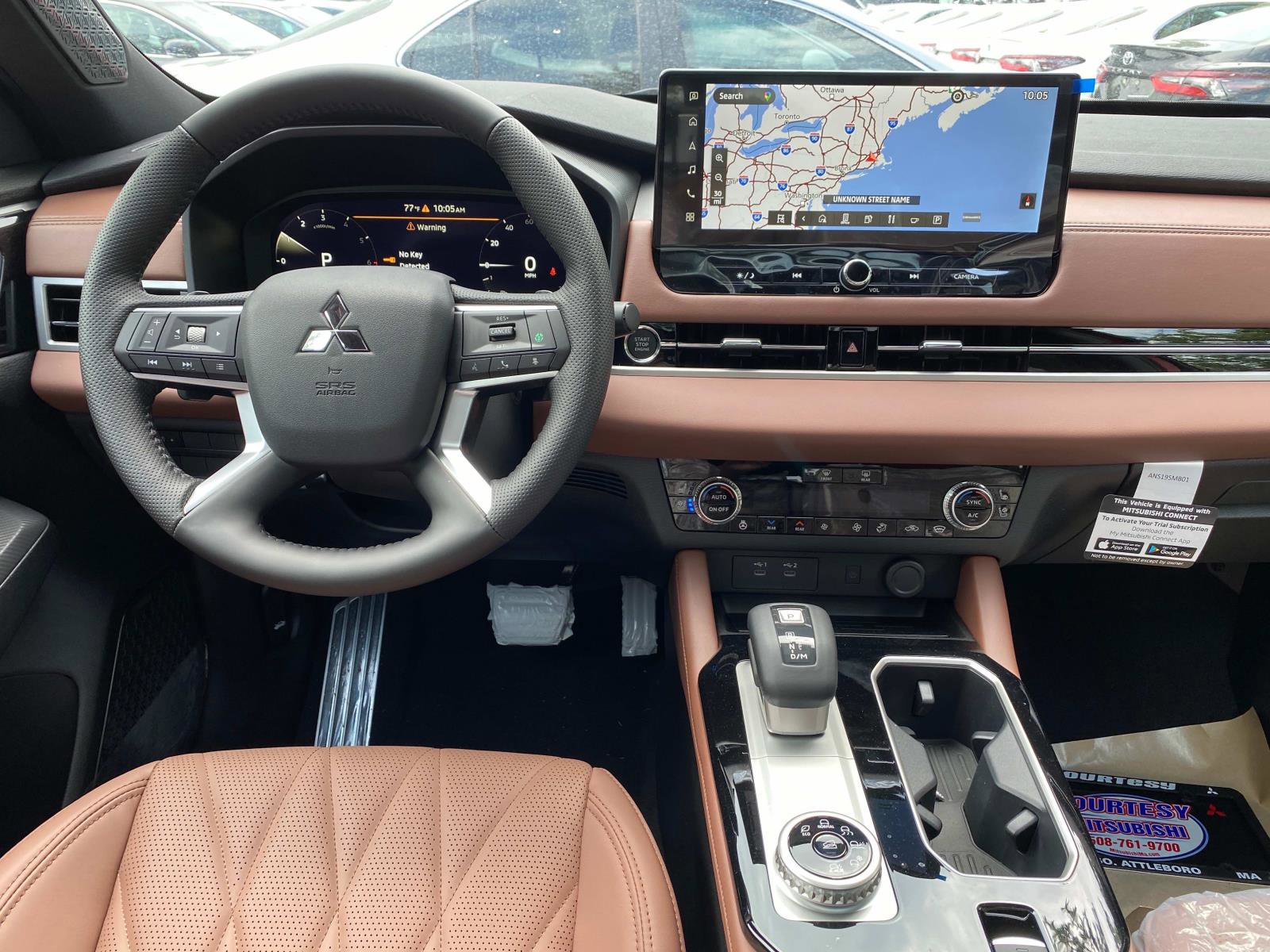 New 2025 Mitsubishi Outlander SEL image 9