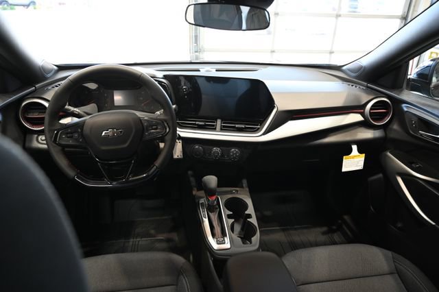 New 2026 Chevrolet Trax RS image 12
