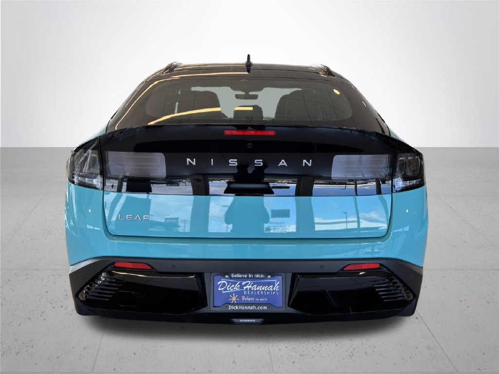 New 2026 Nissan Leaf Platinum+ w/ Cargo Package (Platinum+) FWD image 8