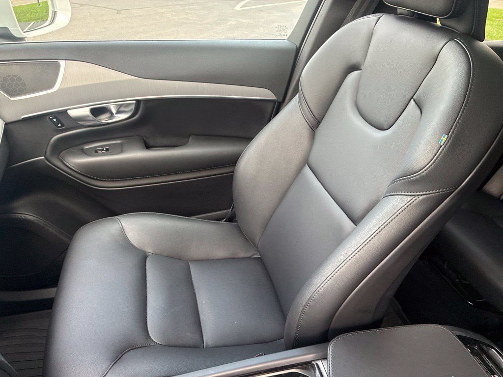 Certified 2024 Volvo XC90 B5 Core w/ Climate Package AWD/4WD image 11