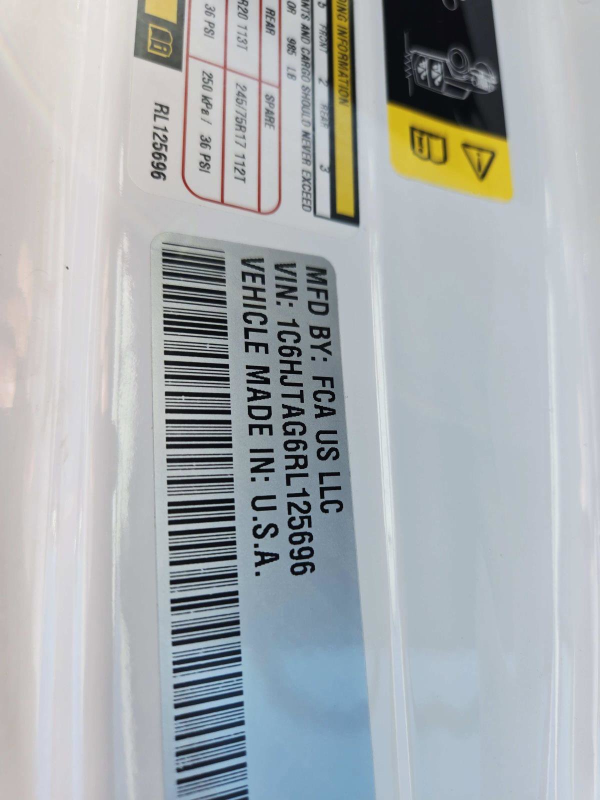 Used 2024 Jeep Gladiator Sport image 37