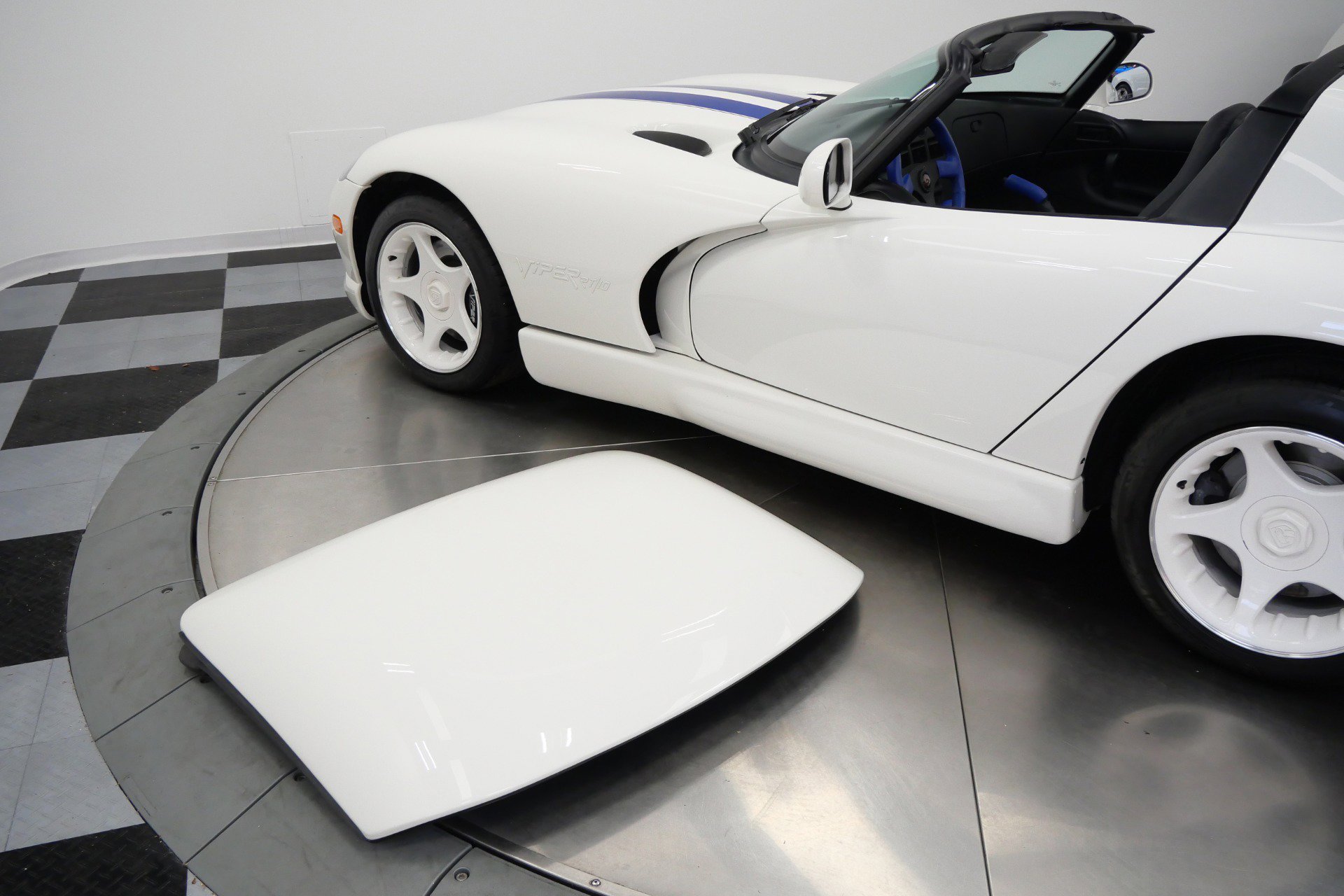 Used 1996 Dodge Viper RT/10 RWD image 18