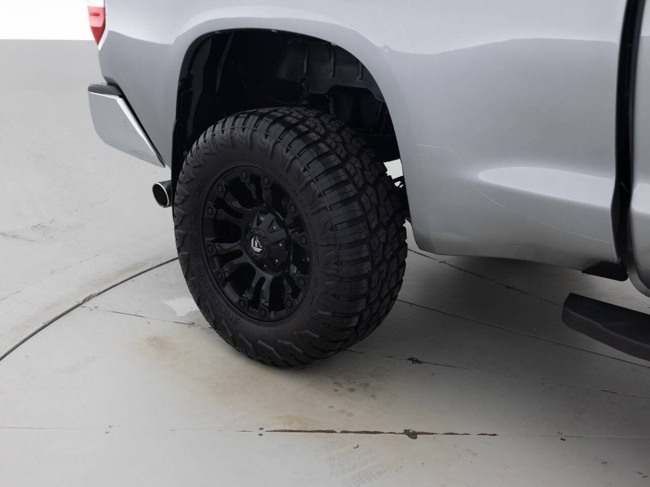 Used 2015 Toyota Tundra SR5 w/ SR5 Upgrade Package RWD image 21
