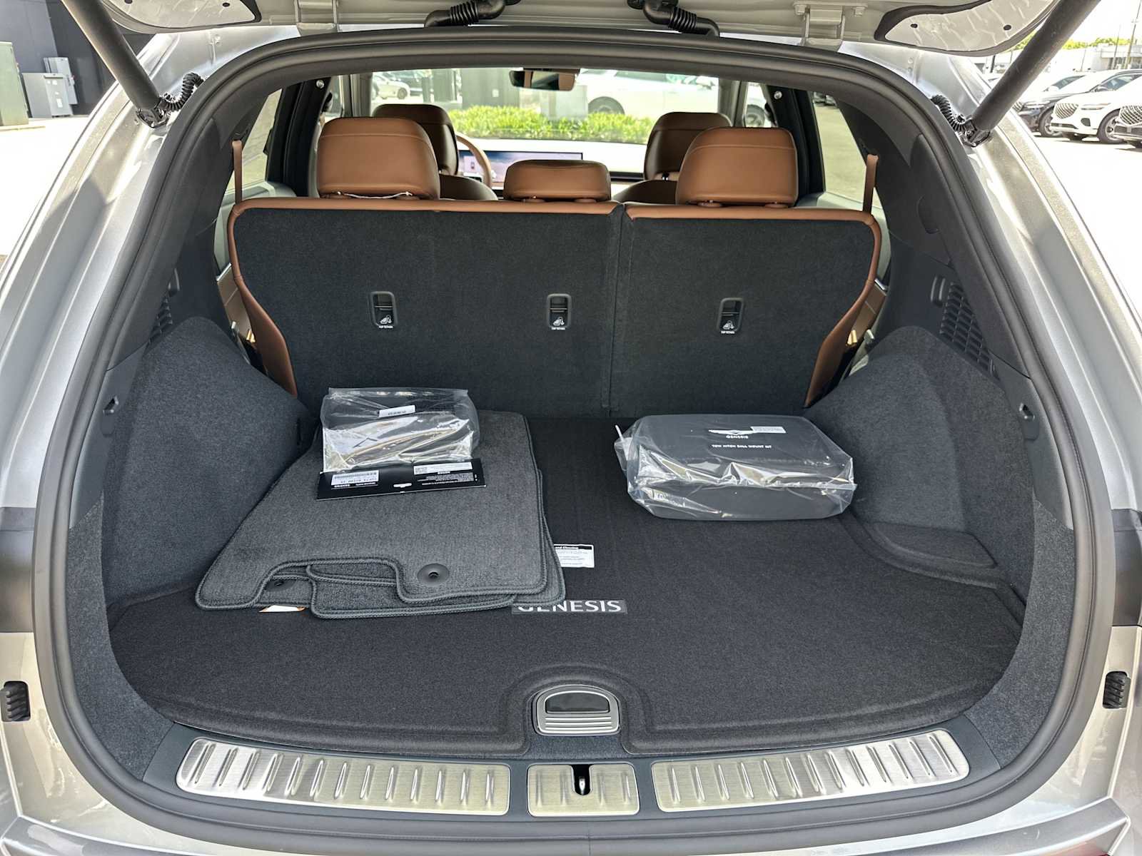 New 2026 Genesis GV70 2.5T Advanced w/ G1 Accessory Package image 23