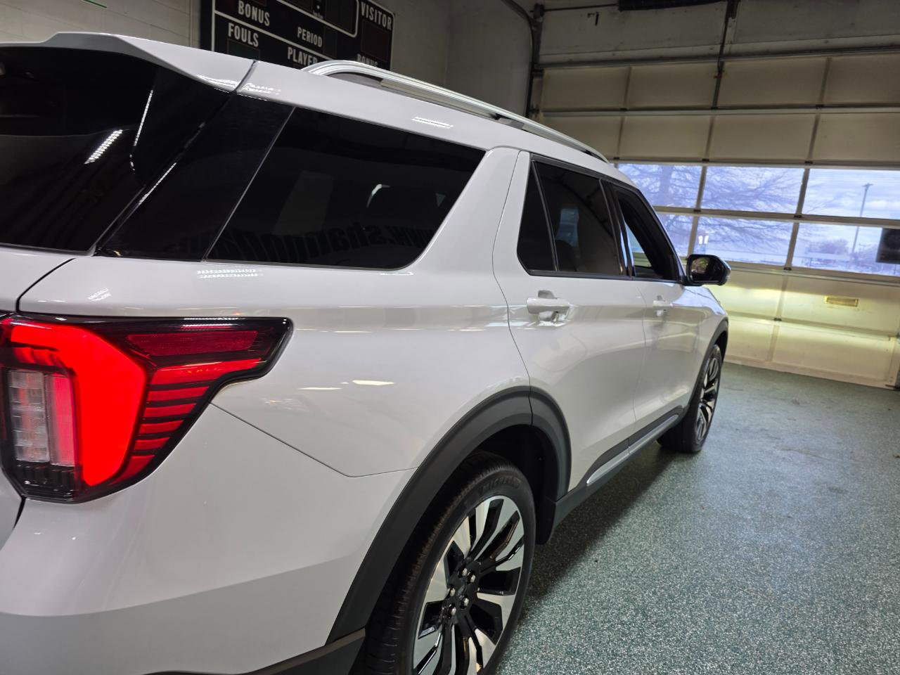 Used 2025 Ford Explorer Platinum w/ LUX Leather Package image 7