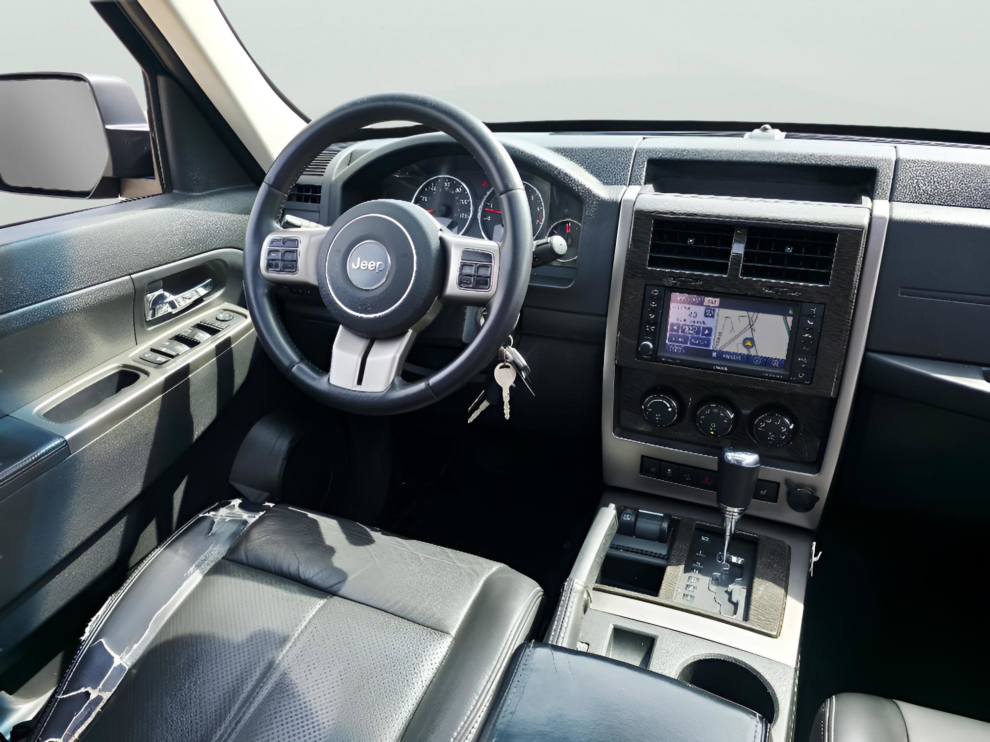 Used 2012 Jeep Liberty Limited Jet w/ Chrome Accents Group image 15