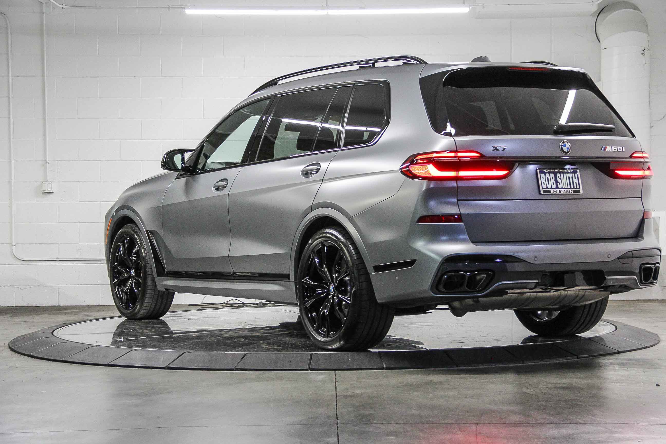 New 2026 BMW X7 M60i image 4