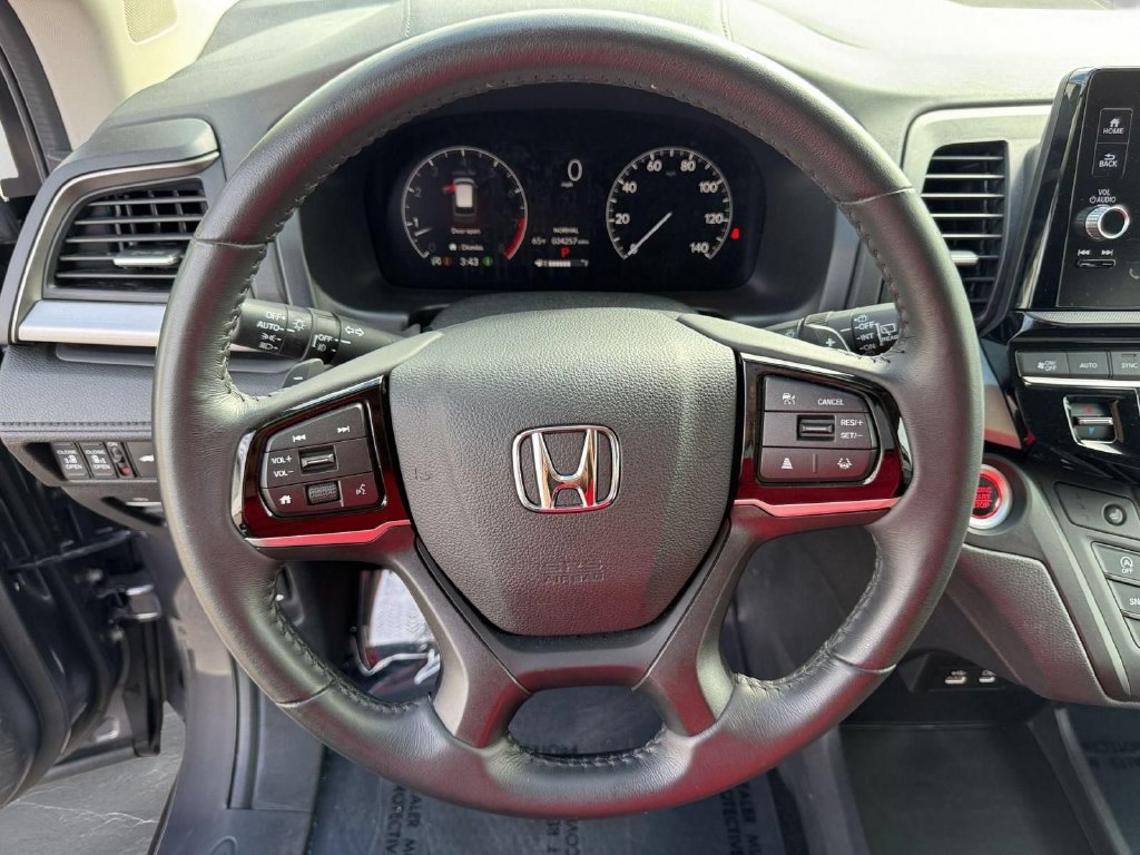 Used 2025 Honda Odyssey EX-L image 19