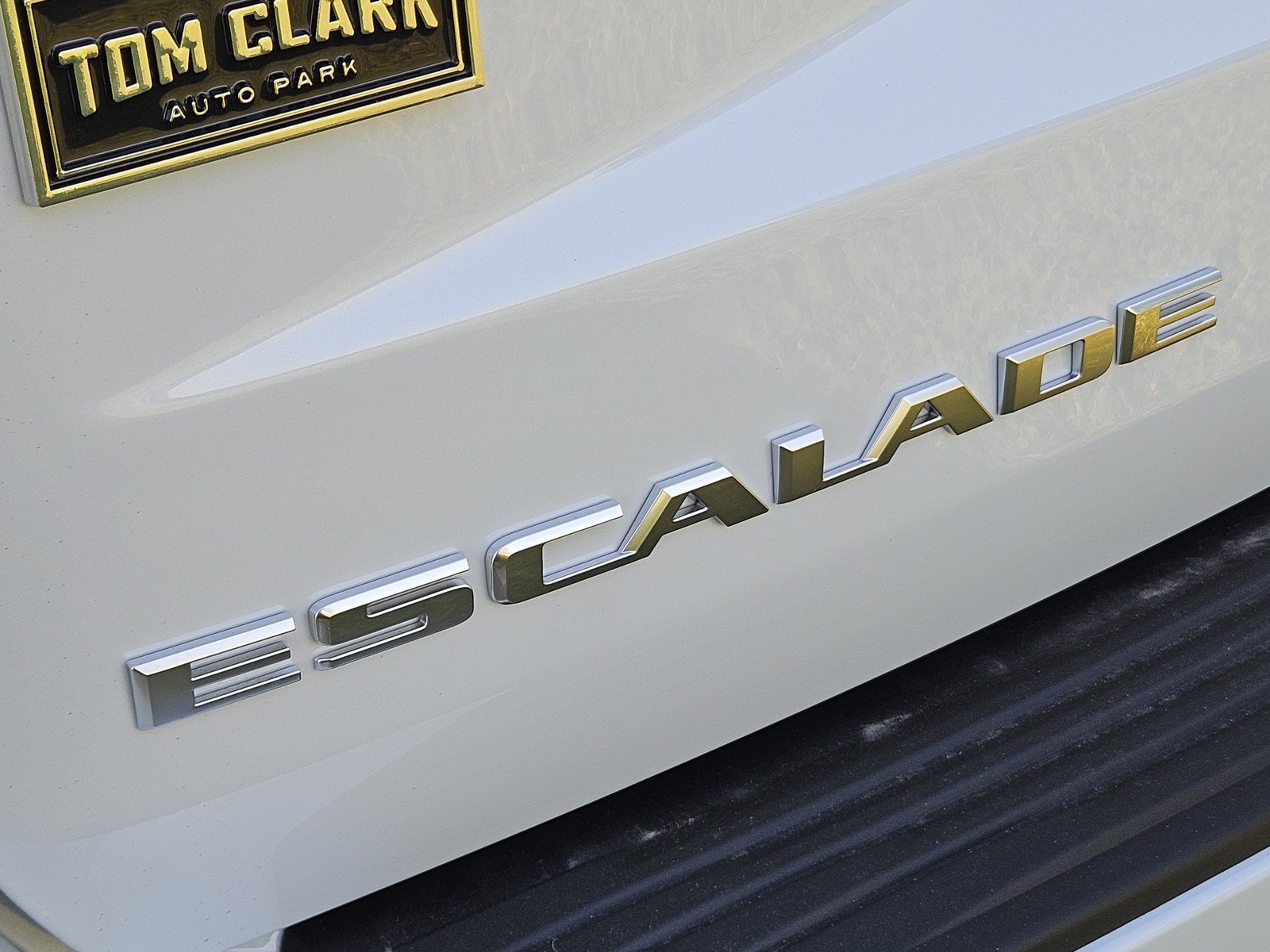 New 2026 Cadillac Escalade Sport w/ Touring Package AWD/4WD image 8