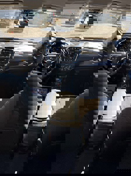 Used 2025 Chevrolet Malibu RS image 15