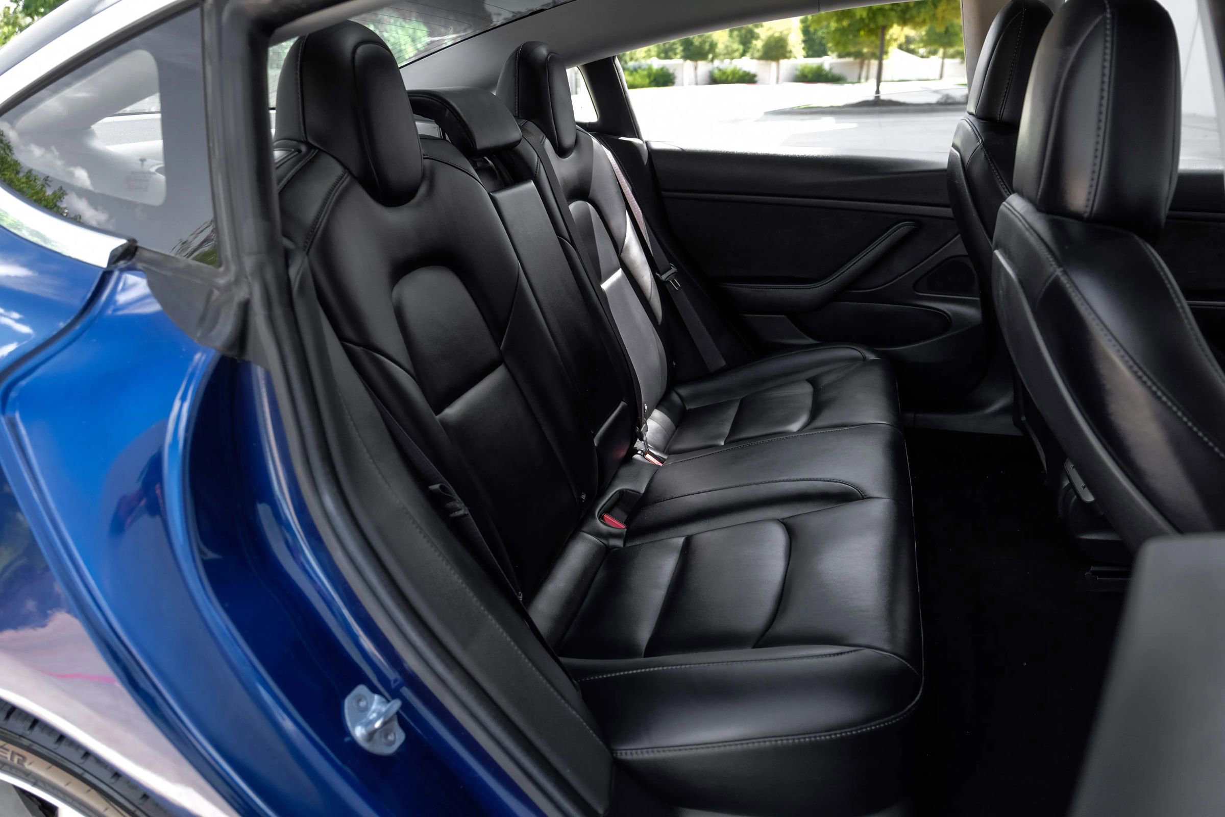 Used 2018 Tesla Model 3 Long Range image 33