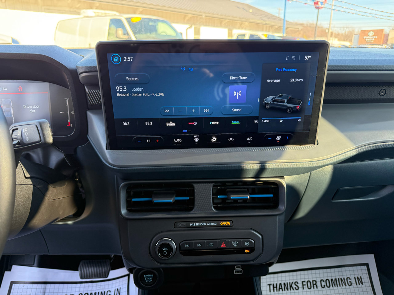 Used 2025 Ford Maverick Lobo image 12