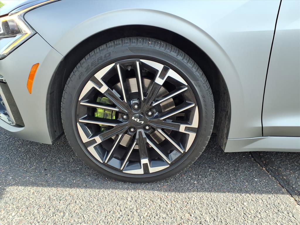 Used 2025 Kia K5 GT image 9