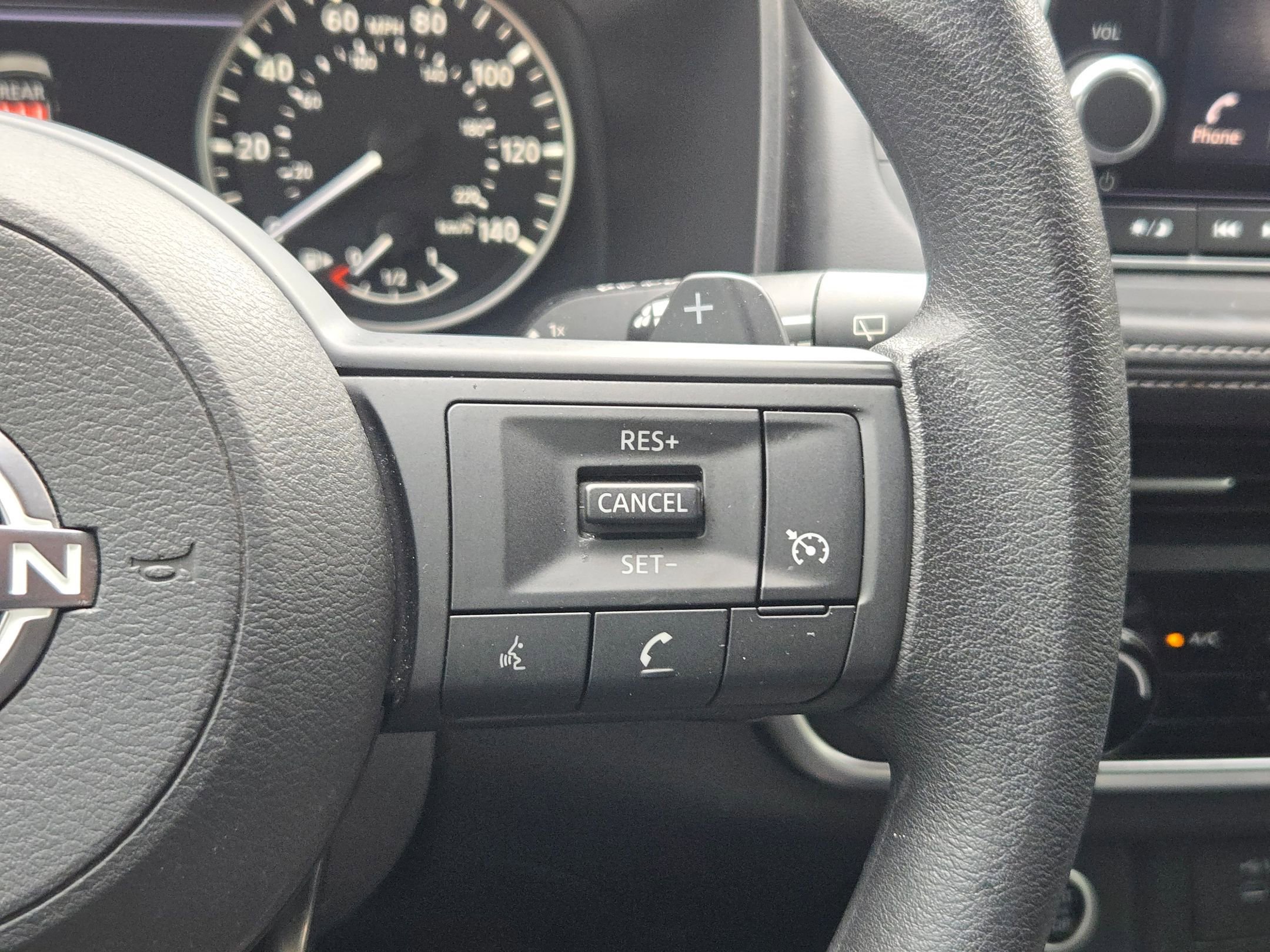 Used 2023 Nissan Rogue S FWD image 19