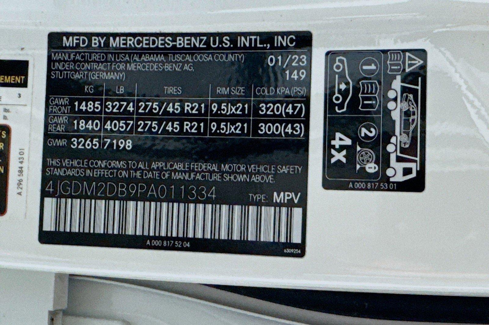 Certified 2023 Mercedes-Benz EQS 450+ SUV image 25