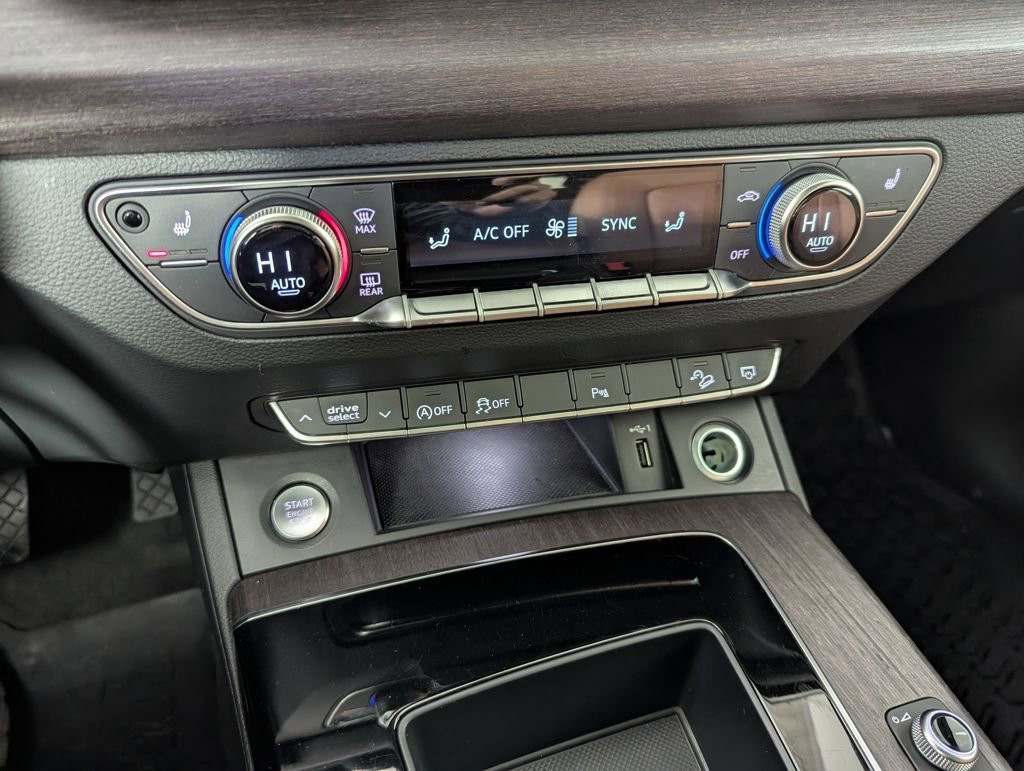 Used 2022 Audi Q5 2.0T Premium w/ Convenience Package image 43