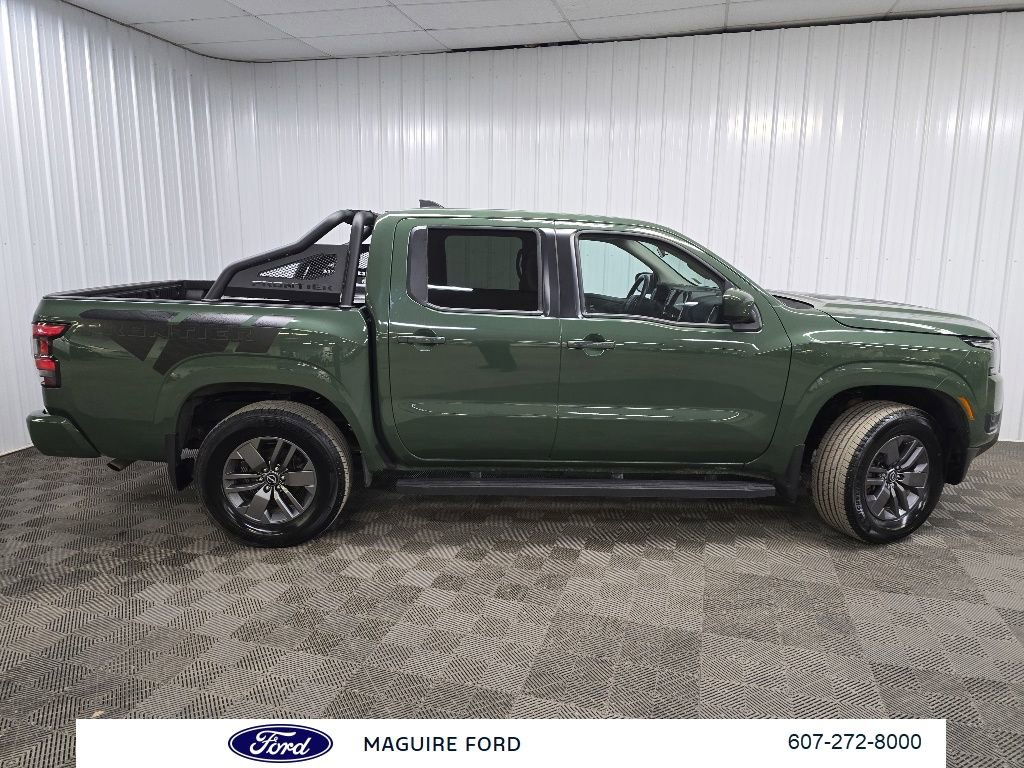 Used 2025 Nissan Frontier SV w/ SV Convenience Package AWD/4WD image 2