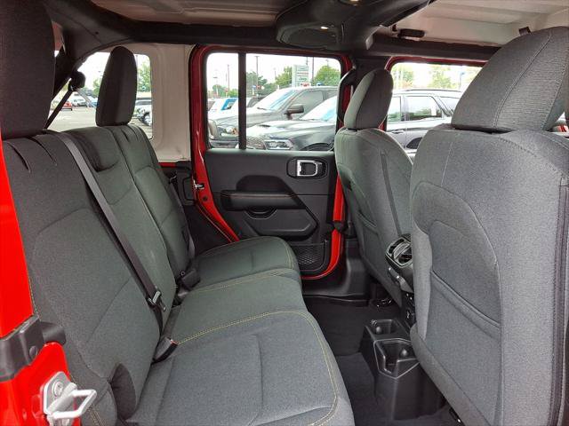Certified 2025 Jeep Wrangler Unlimited Sahara AWD/4WD image 15