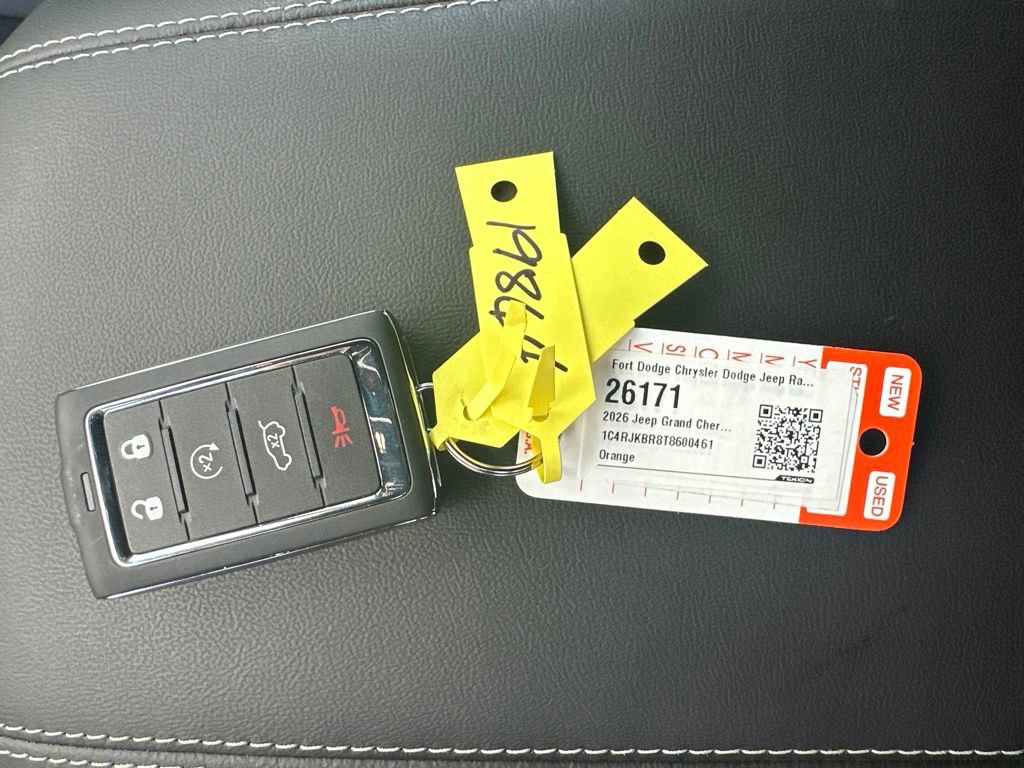 New 2026 Jeep Grand Cherokee L Limited w/ Limited Altitude Package AWD/4WD image 42