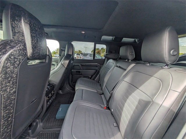 New 2025 Land Rover Defender 110 image 10