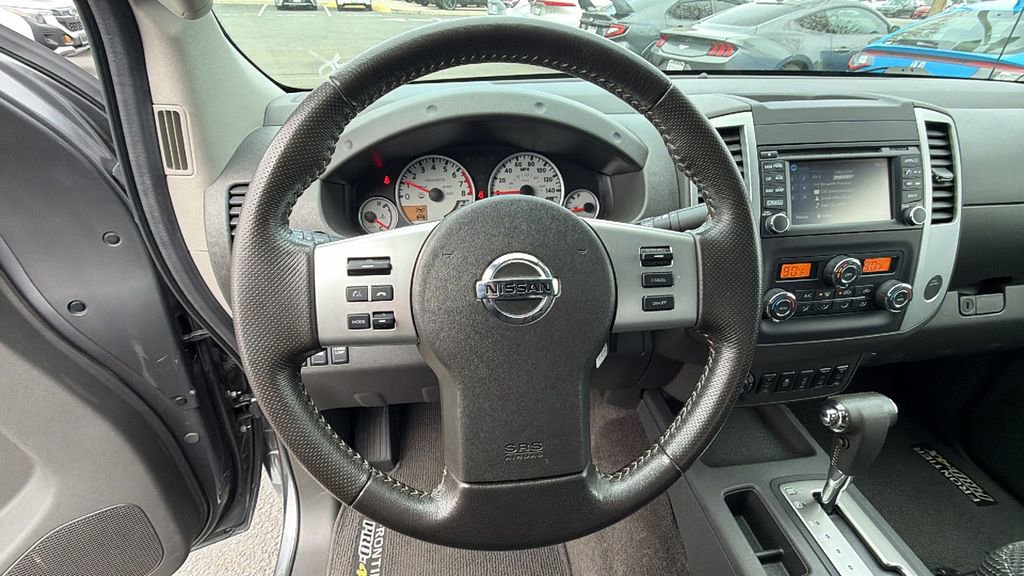 Used 2016 Nissan Frontier PRO-4X image 24