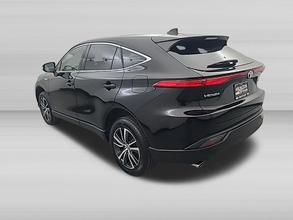 Used 2021 Toyota Venza LE AWD/4WD image 5