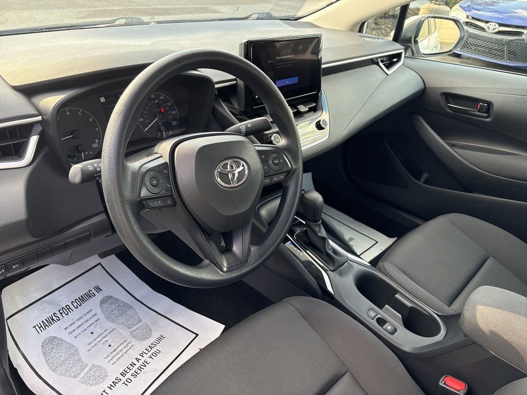 Used 2023 Toyota Corolla LE image 10