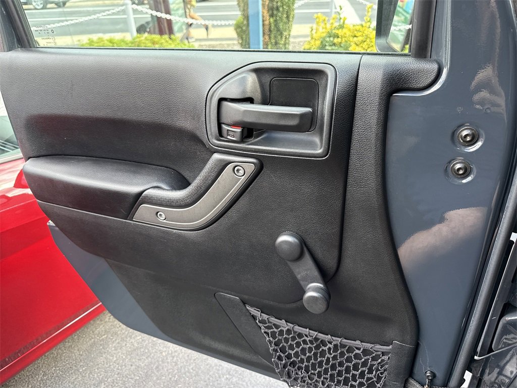 Used 2017 Jeep Wrangler Unlimited Sport w/ Connectivity Group image 22