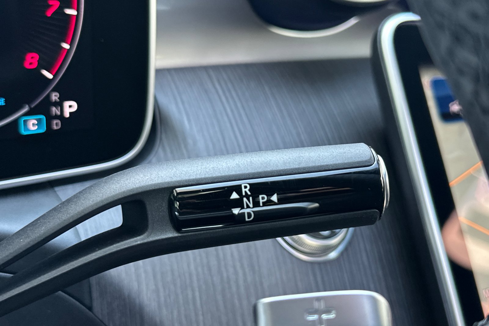 New 2025 Mercedes-Benz C 300 Sedan image 21