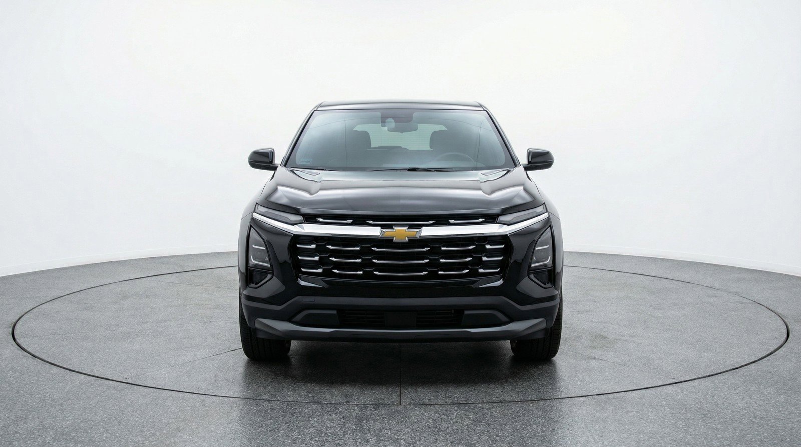 Used 2025 Chevrolet Equinox LT image 2