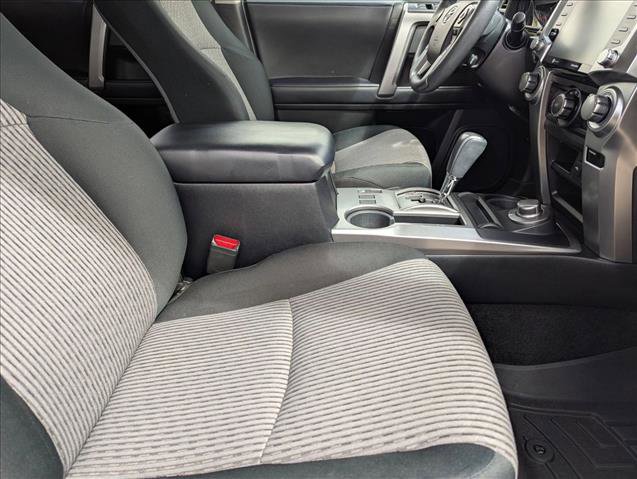 Used 2022 Toyota 4Runner SR5 AWD/4WD image 20