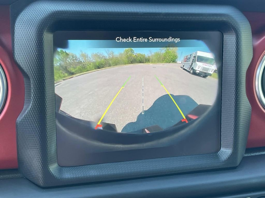 Used 2023 Jeep Wrangler Unlimited Rubicon image 30