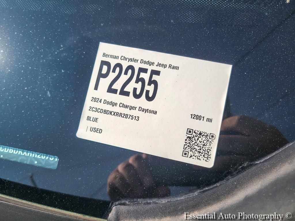 Used 2024 Dodge Charger Daytona Scat Pack w/ Plus Group AWD/4WD image 30