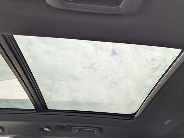 Used 2026 Volvo XC90 T8 Plus w/ Protection Package Premier image 18